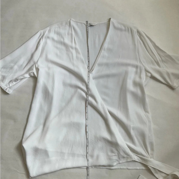 Ya Ya Womens  White Side Knot Assent Short Sleeve Top Blouse US 10 NWOT - Picture 5 of 11